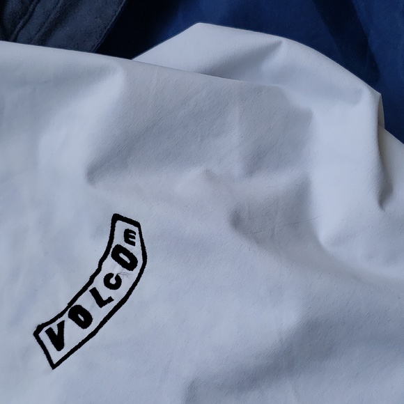 Volcom Men's snowboard ski jacket S navy white good condition - Picture 3 of 11